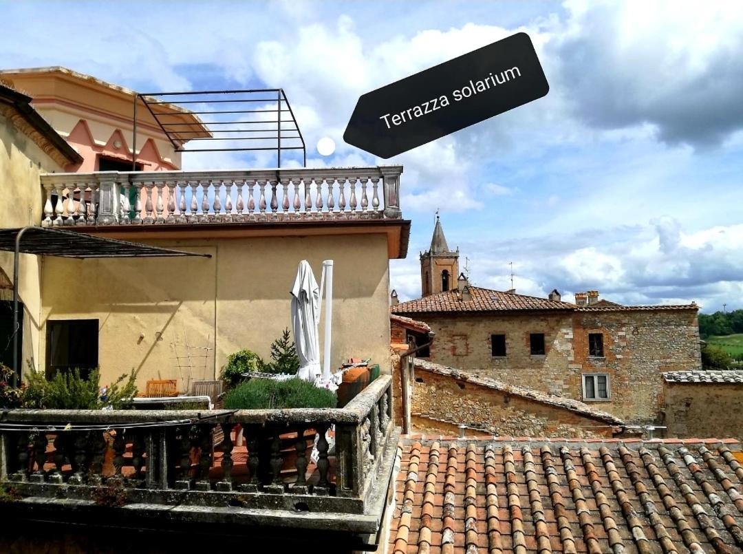 Ferienwohnung Mansarda Con Solarium Panoramico Su Centro Storico Di Sarteano Vicino Alle Famose Terme Della Val D'Orcia Exterior foto